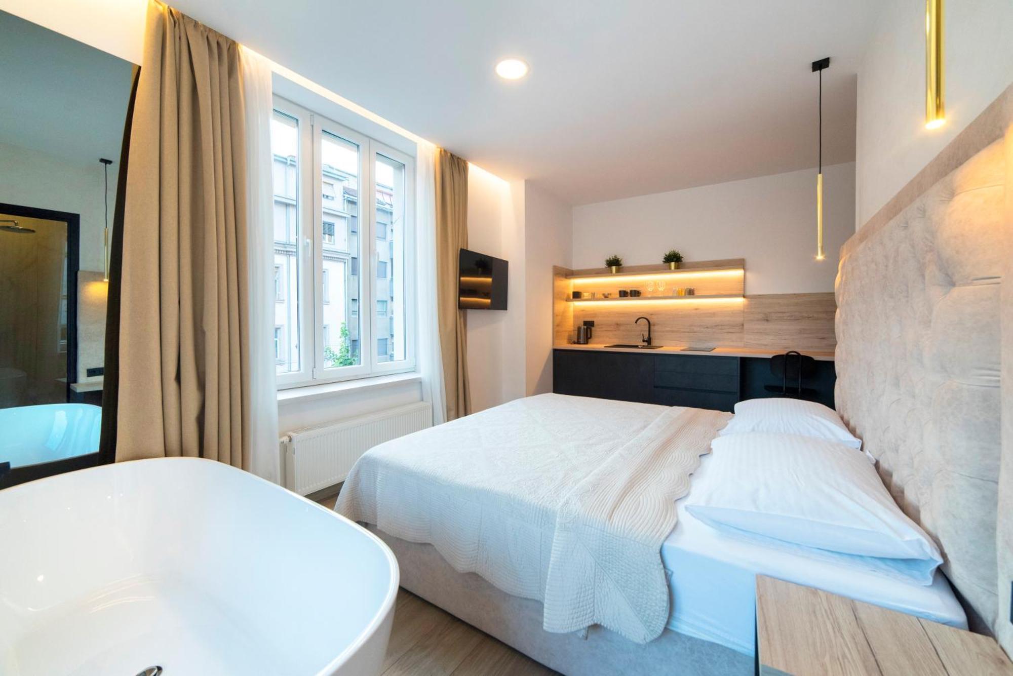 Evita Accommodation Zagreb Extérieur photo